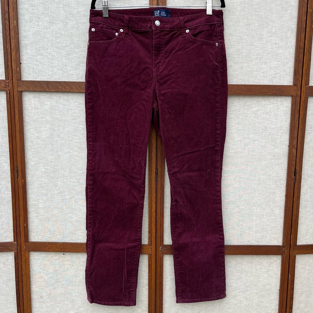 GAP Classic Straight Corduroy Pants Burgandy Red Pants - 12/31R